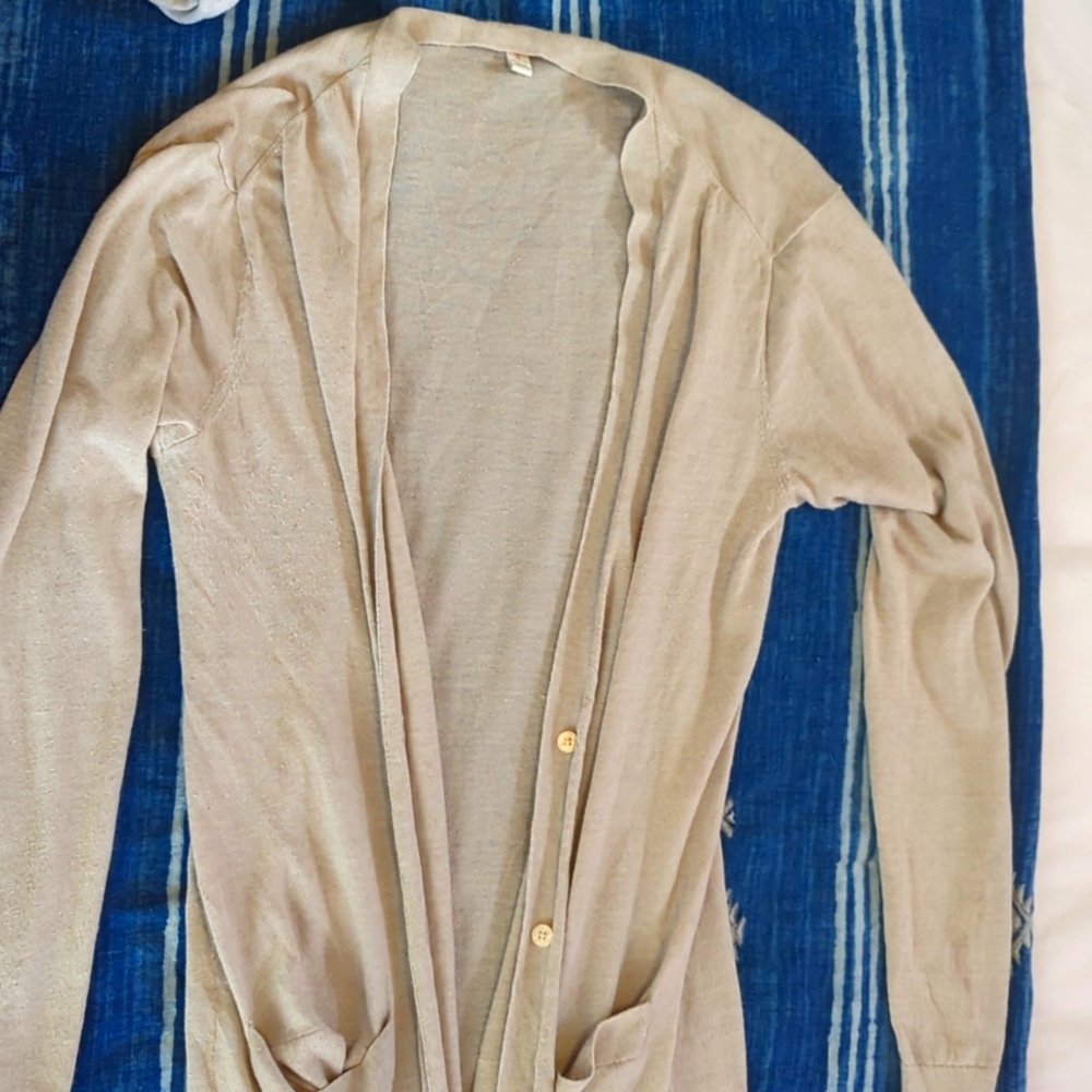 Cream duster linen Gap cardigan size small tall.